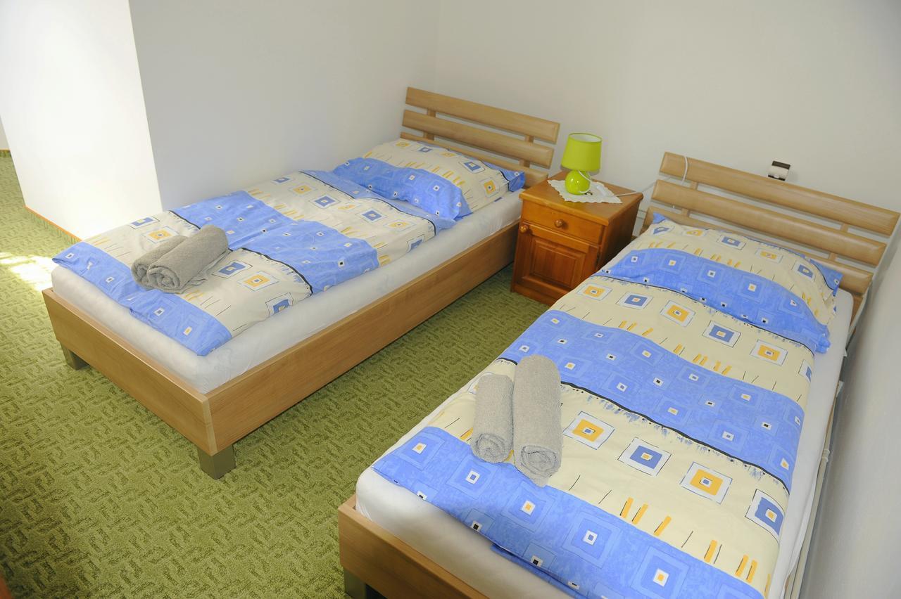 Penzion Blesk Ruzomberok Ngoại thất bức ảnh